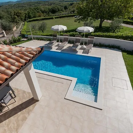 Atop The Village With Stunning View Villa Vižinada