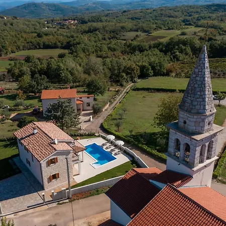 Atop The Village With Stunning View * Vižinada