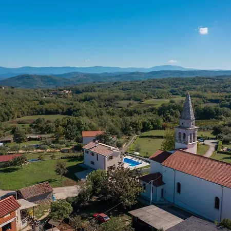 Atop The Village With Stunning View Villa *