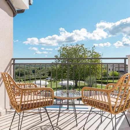 Atop The Village With Stunning View Villa Vizinada