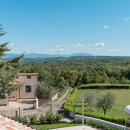 Atop The Village With Stunning View Villa Vižinada
